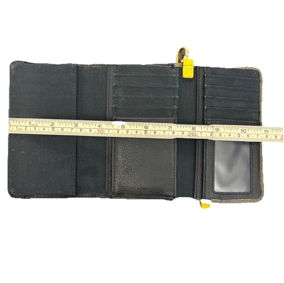 FOSSIL PRESTON PERFORATED PEBBLE LEATHER WRISTLET WALLET‎ OLIVE GREEN/BLACK 6”L - Picture 16 of 16